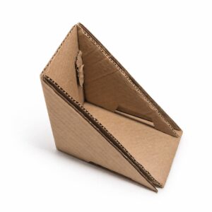 Уголок из картона 150×80×150 мм